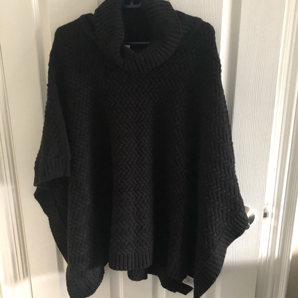 Lole Black Turtleneck Poncho